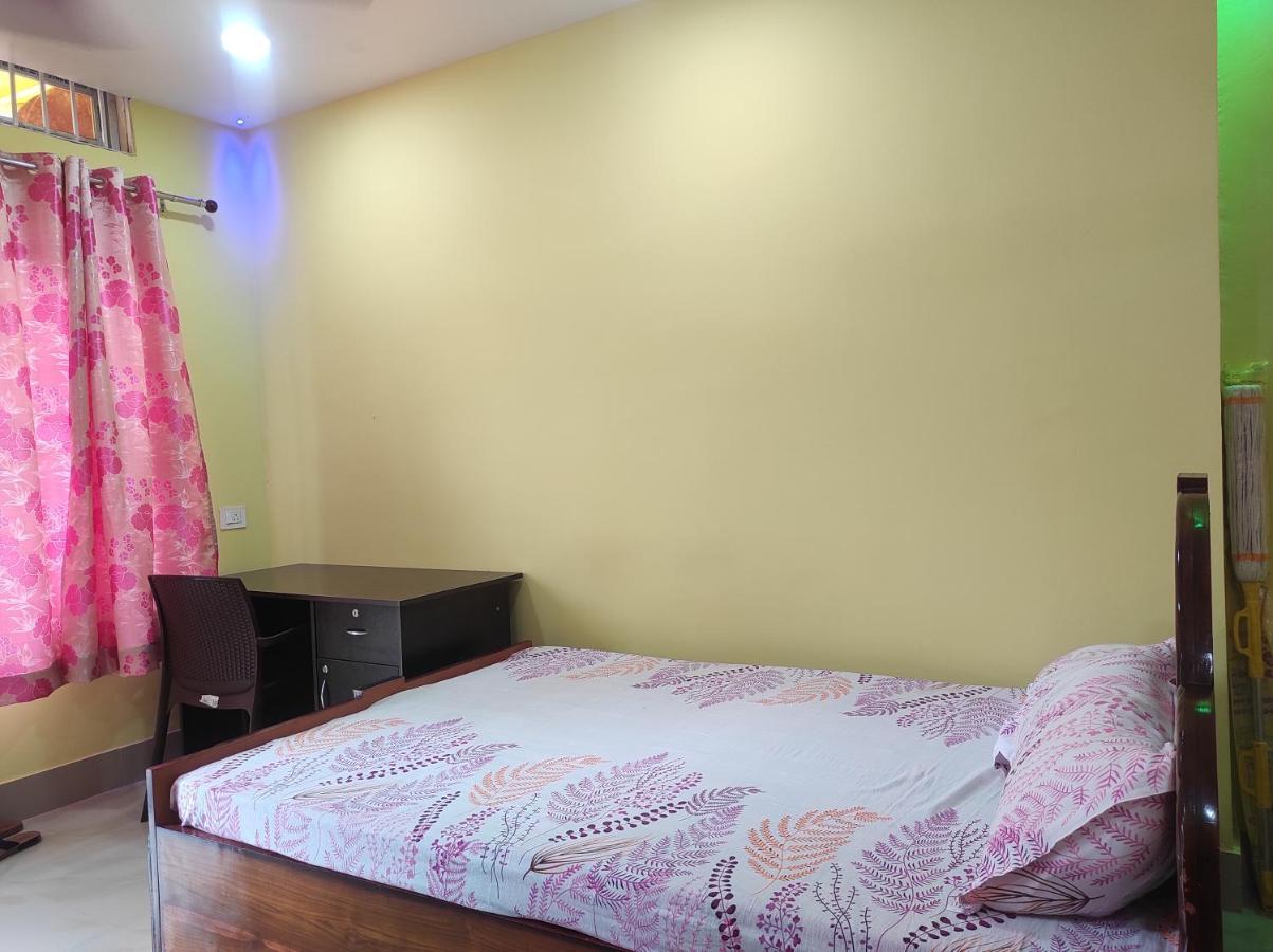 Hotel Sk Lodge Near Guwahati Airport Exterior foto